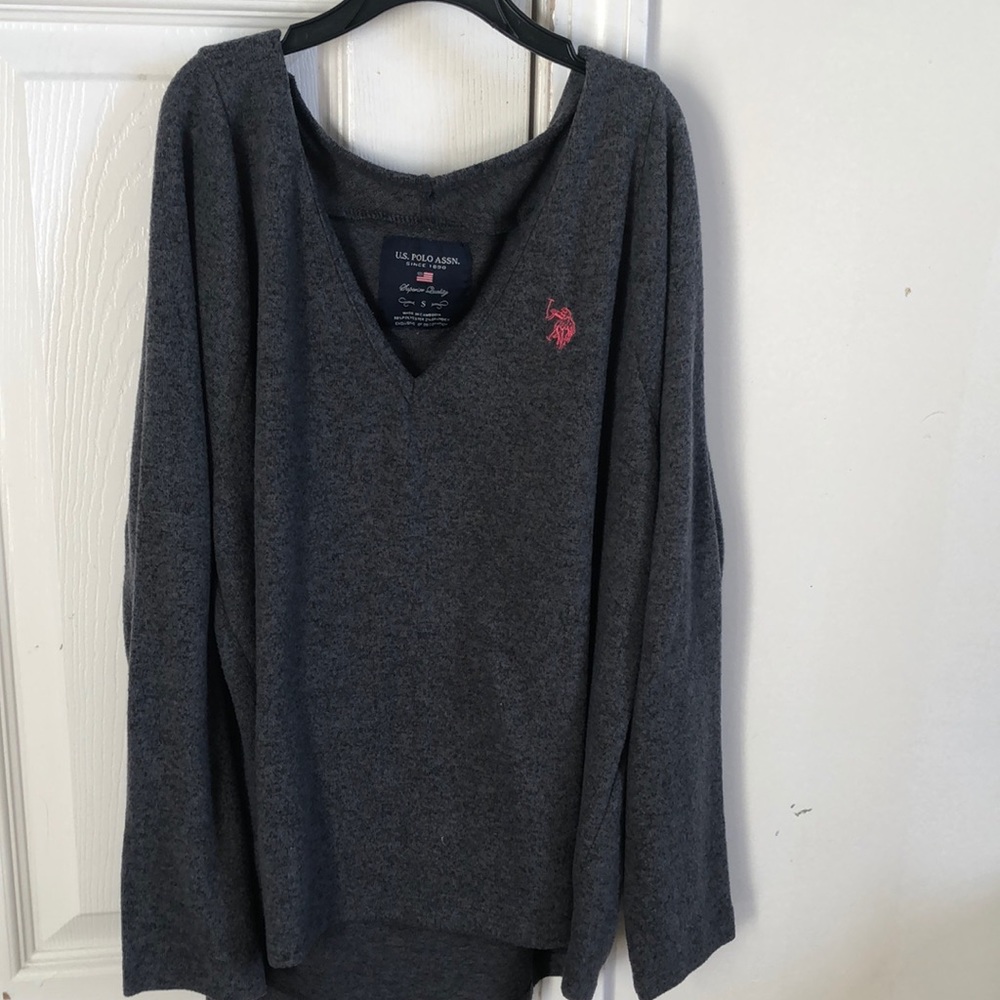 Long-sleeves shirt